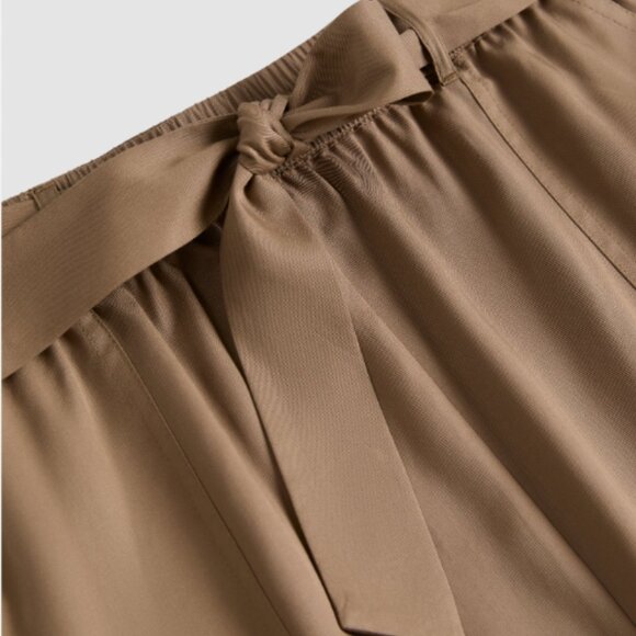 Laura Front Slit Midi Skirt, Size 0 - Picture 4 of 7